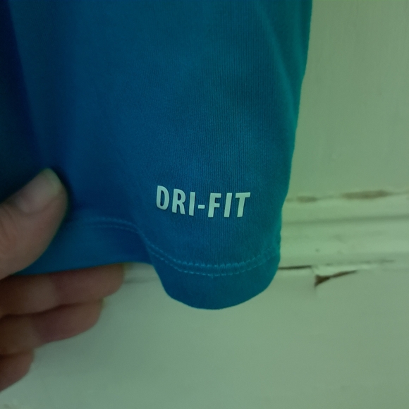 Xersion Short Sleeved Top/Shirt - Picture 6 of 6